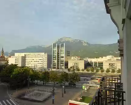 PXL000 Grenoble depuis la chambre d'hôtel