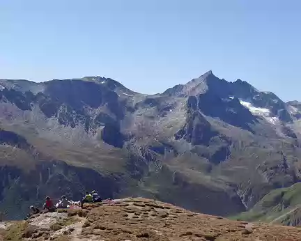 51 48 Sur les crêtes du Petit Mont-Blanc.jpg