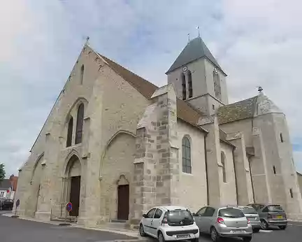PXL024 ...C'était un prieuré dépendant de l'abbaye bénédictine de Morigny.