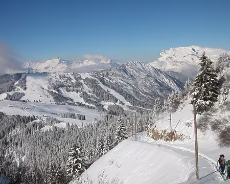 0001z2195 vers le col de Voza