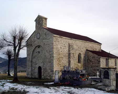 04 chapelle du cimetière de Montaillou