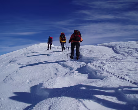 085 Et les premiers au sommet..