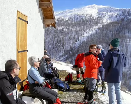 018 une cabane au soleil versant sud