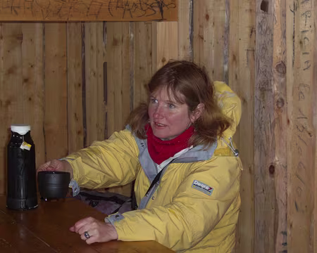 093 Les habituées des nuits dans les abribus