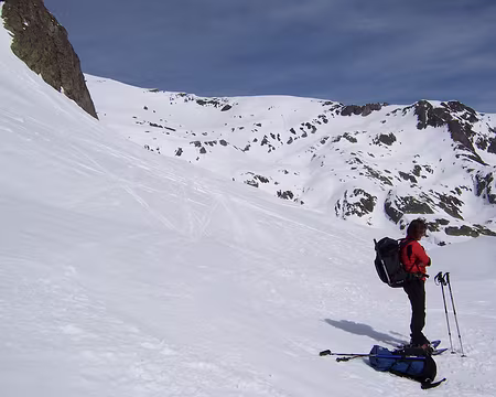 006 Bon, les gars, on y va ? Je peux porter un deuxième sac à dos, si vous voulez !