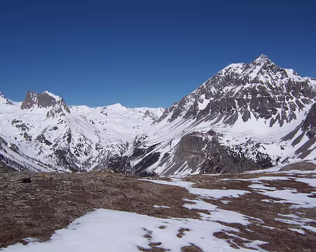 12a Aperçu sur l'itinéraire du lendemain, entre le Grand Serru et les Rois Mages.