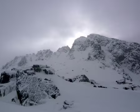 PXL038 Le soleil fait une percée