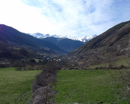 089 Le Val d'Aran, entre Salardu et Vielha.
