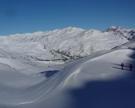 PXL053 On jette un oeil?