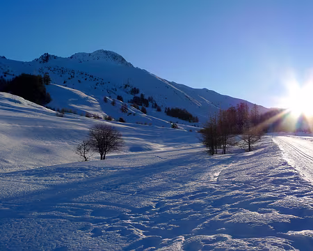 Col Agnel (Italie) au départ de Fontgillarde Traversée du vallon d’Aigue Agnelle vers le col Agnel (2744m)