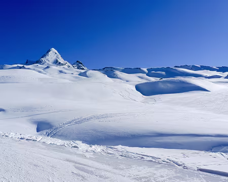 Col Agnel (Italie) au départ de Fontgillarde Traversée du vallon d’Aigue Agnelle vers le col Agnel (2744m)