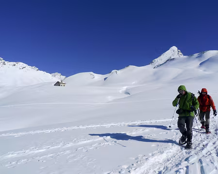 Col Agnel (Italie) au départ de Fontgillarde Traversée du vallon d’Aigue Agnelle vers le col Agnel (2744m)