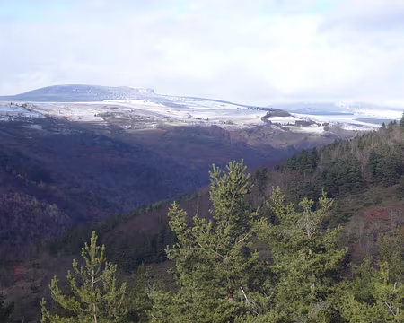 015 Nous approchons du pays des sucs.