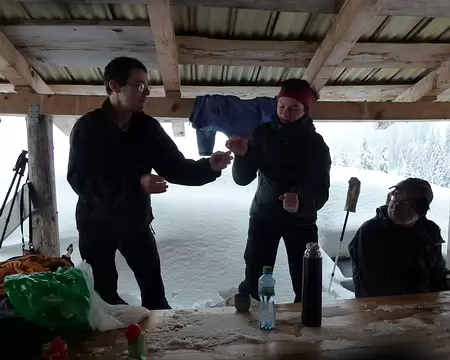 PXL049 En ce dernier jour de l'année 2011, Jean-Charles et Béa nous offrent le champagne.