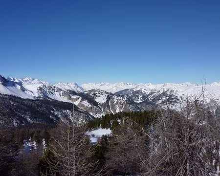 PXL026 Panorama sur les Ecrins à +de 2300m