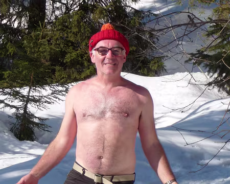 026 Il commence à faire chaud, n'est-ce pas Joël