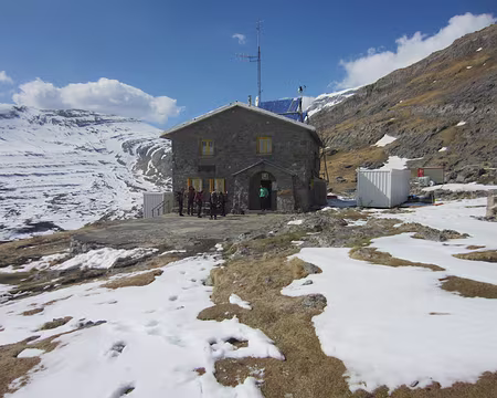 029 Le refuge de Goriz, où nous allons passer 3 nuits.