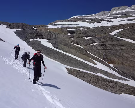 084 La neige fond de plus en plus.