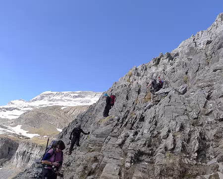 087 Une dernière petite désescalade avant de rentrer au refuge.