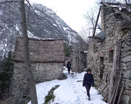 PXL001 Au-dessus de Santa Anna di Valdieri, le hameau abandonné de Bariau.