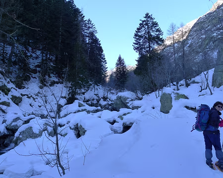 PXL022 Dans le vallon de Valasco.