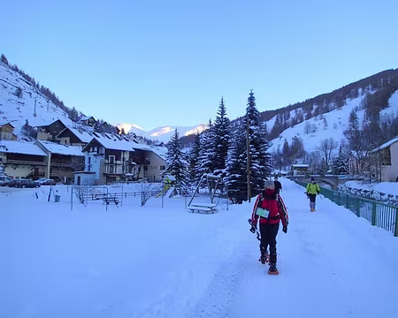 PC090096 Abriès, dimanche, 8h