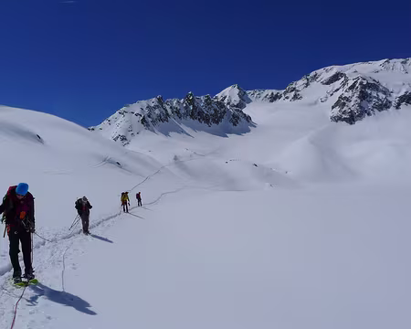 PXL019 Sur les rives du lac des Quirlies.