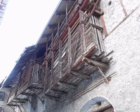 PXL054 Chalet à pans de bois à Cervières