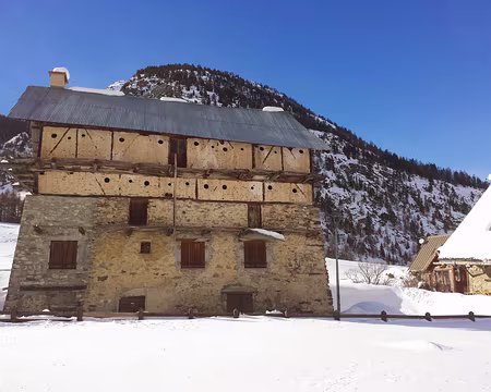 PXL036 Le hameau du Laus.