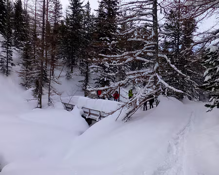 PXL064 Encore un peu plus de neige sur le pont !