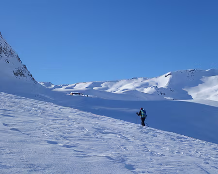 DSC01547 Enfin le refuge du mont Thabor