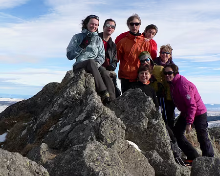 047 Le groupe au complet au sommet du Puy de Peyre-Arse.
