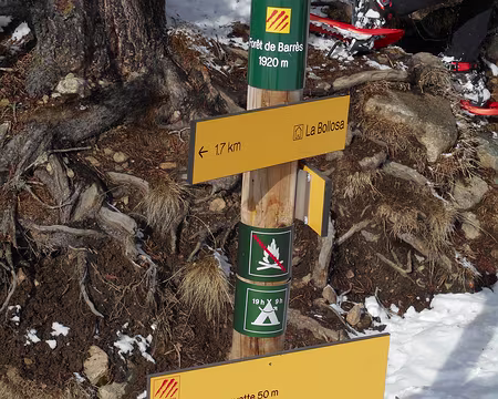 017 Arrivée sur la route, pour la navette il faudra attendre un peu...