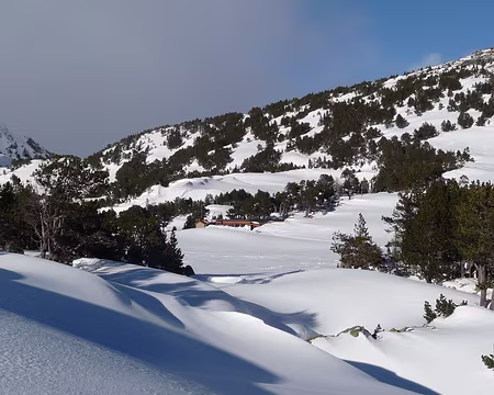 059 Le refuge de Camporells est en vue