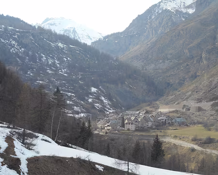 PXL003 ... Saint-Dalmas-le-Selvage, plus haut village des Alpes Maritimes.