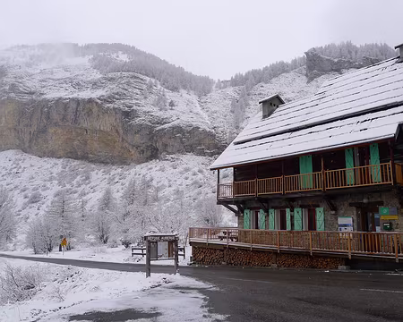 PXL044 J4 : Départ du refuge-auberge de la Cantonnière.