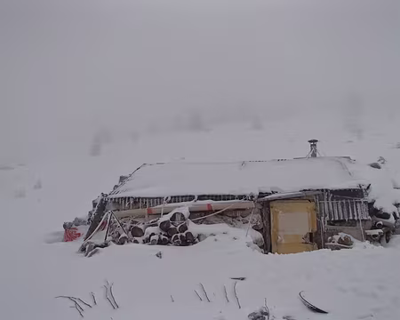 PXL034 Vu la météo, nous ne continuons pas sur les crêtes ; nous irons au Grand Pot par l'itinéraire du bas