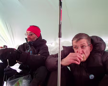 PXL065 dîner sous le tarp