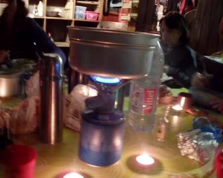 PXL026 Dîner convivial aux bougies