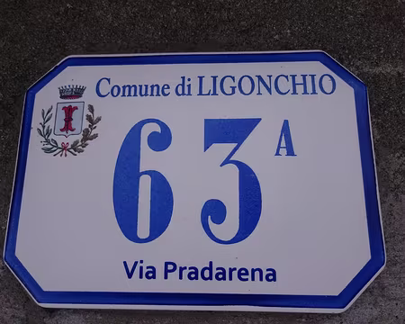 2016 - Italie (205) Là où nous aurions dû dormir , endroit qui s'est révélé fermé!!