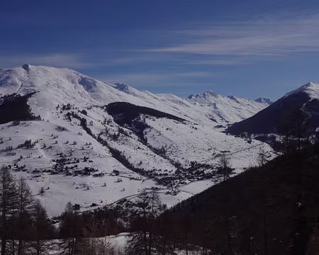 PXL033 Vue sur Molines