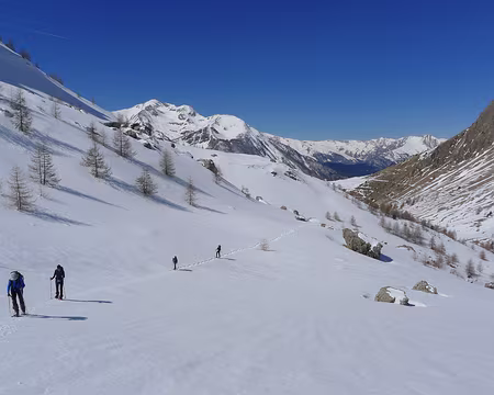 39 Dans le vallon de Rouchouse. I'fait chaud...