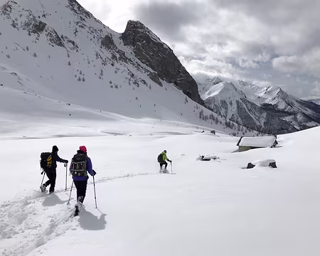 20190209-13h13m02s-IMG_8867-V3 Une cabane bien accueillante