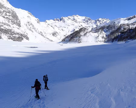 037 Au bord du Lago Devero.