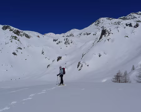 040 ... à l'autre (le Lago Pianboglio, englacé).