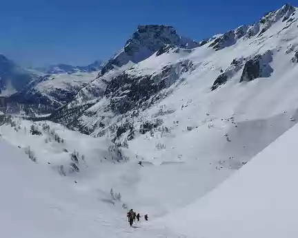 045 En descendant de l'Alpe Forno, vue sur le haut du Val Devero.