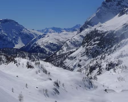 046 En descendant de l'Alpe Forno, vue sur le haut du Val Devero.