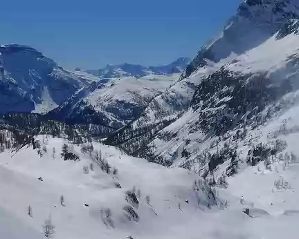 046 En descendant de l'Alpe Forno, vue sur le haut du Val Devero.