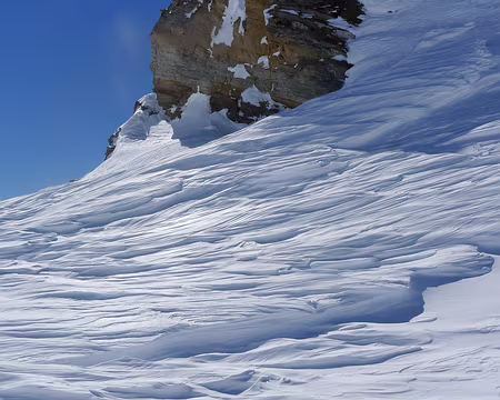 071 Sculpture de neige et de glace.