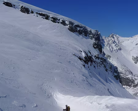 073 Nous, on aime bien les trous (n°2).